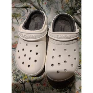 Crocs Classic Lined Women's Clog, Size 6 - White/Grey